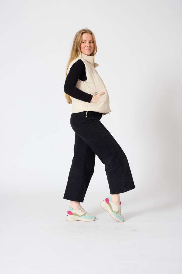 Just Bee Chasin Womens Sneakers (9002925490399)