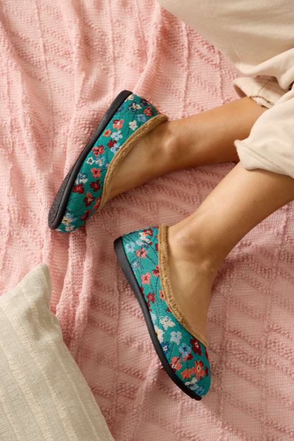 Panda Elgin Women's Slippers - Green Floral (9005720895711)