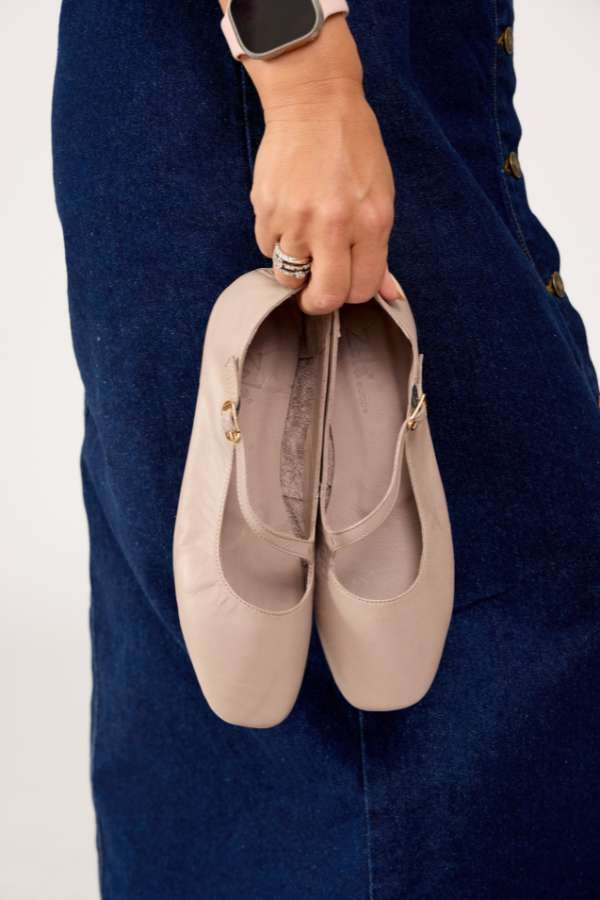 Zola Hivanna Womens Flats - Taupe (9022258610399)