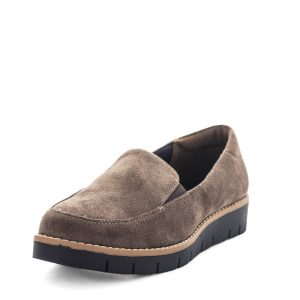 Wilde Sortez Women's Slip Ons - Coffee Suede